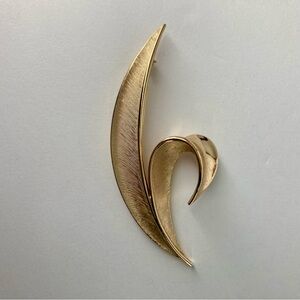Vintage Crown Trifari Leaf Brooch Pin, Brushed Gold Tone Textured, Turned, 3.5"